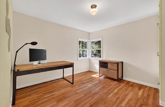 30- 300 W Cleveland - MLS listing photo order