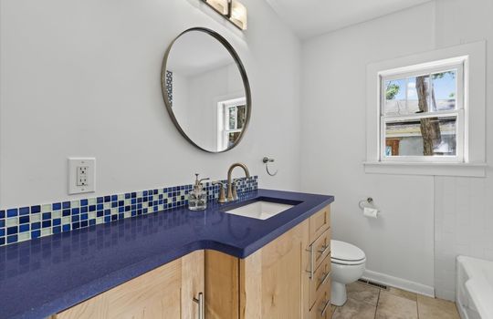 32- 300 W Cleveland - MLS listing photo order