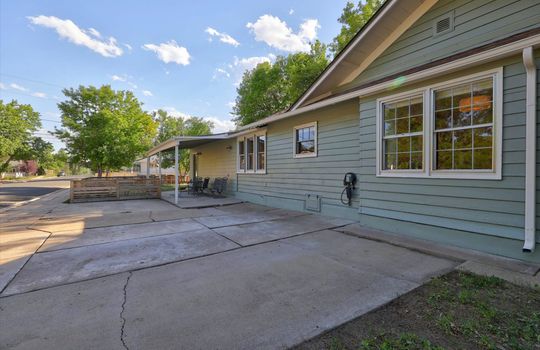 35- 300 W Cleveland - MLS listing photo order