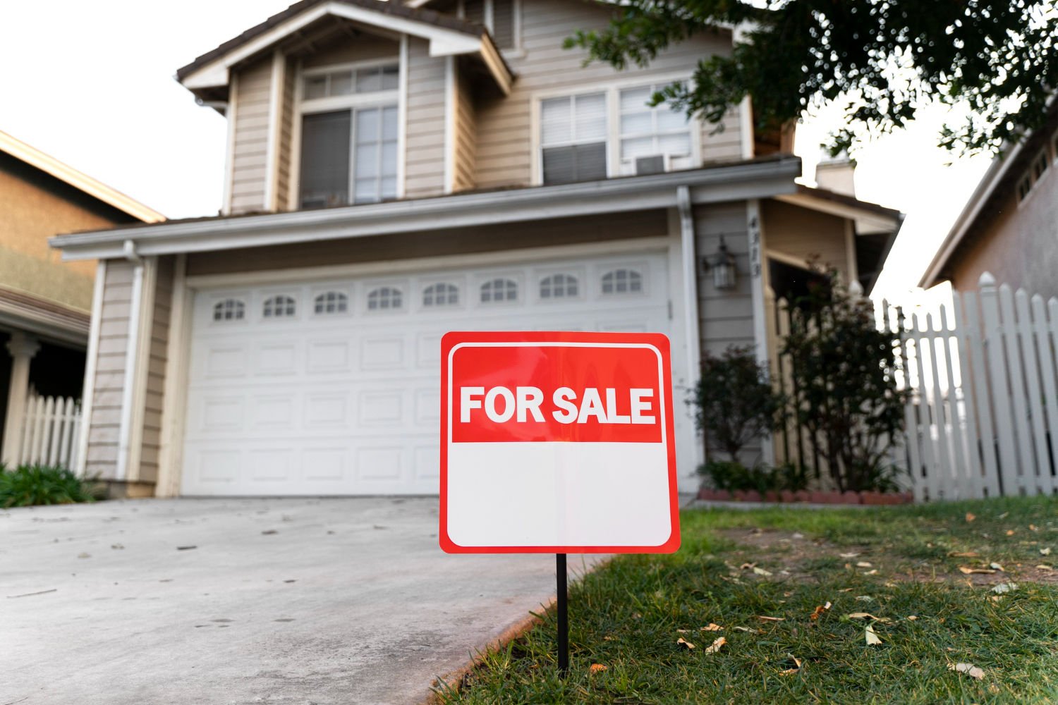Selling a Home with Land in Washington: Un…