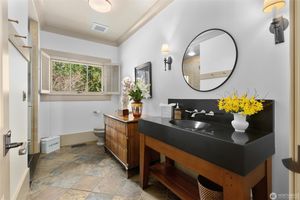 powder room