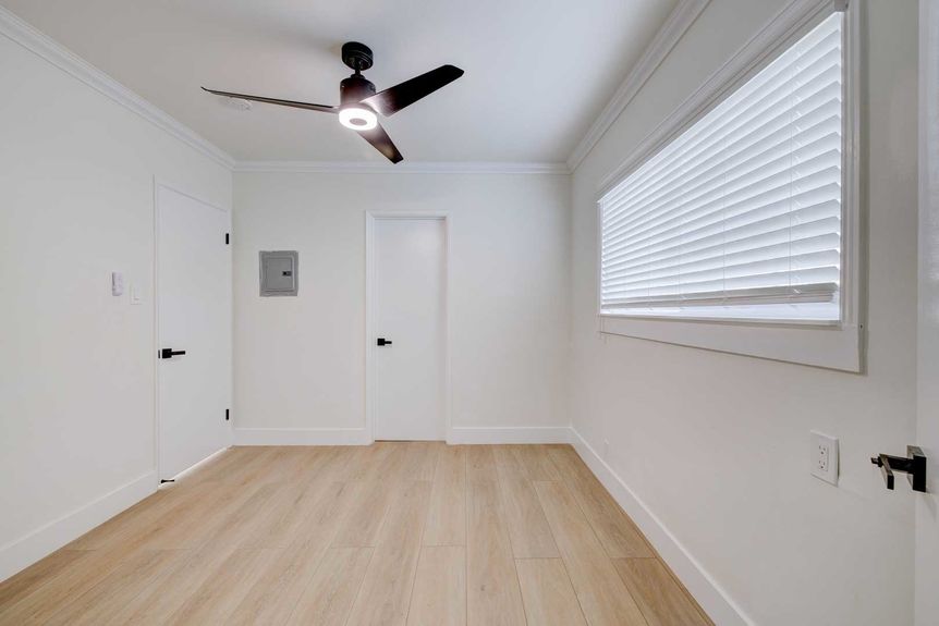 1000-Ximeno-Ave-Interior-Multifamily-apartment-in-South-Bay