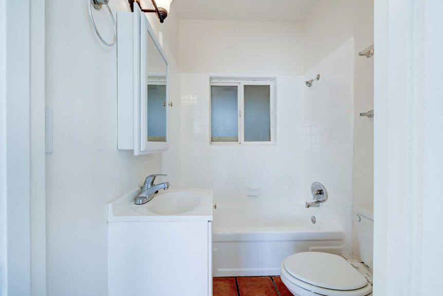 19-Wavecrest-Ave-007