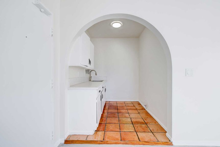 19-Wavecrest-Ave-019