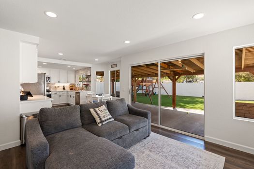 A9M_008_1378 Corte Lira