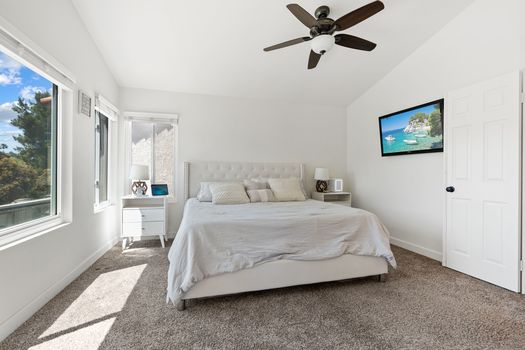 A9M_033_1378 Corte Lira