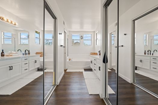 A9M_034_1378 Corte Lira