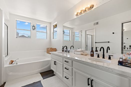 A9M_035_1378 Corte Lira