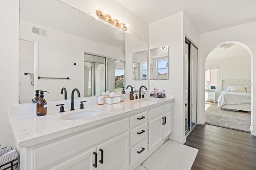 A9M_036_1378 Corte Lira