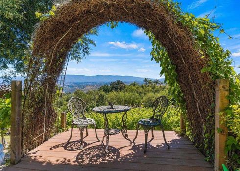 genMid.NDP2305198_27_1