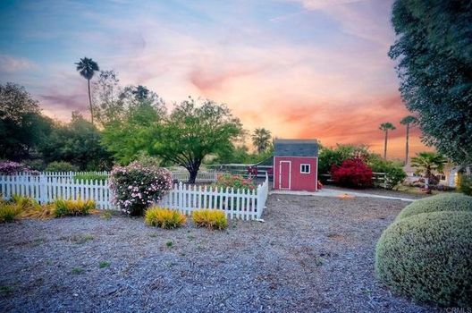 genMid.NDP2505151_5_1