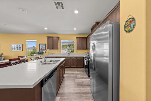 12-web-or-mls-32858-sycamore-canyon-ln