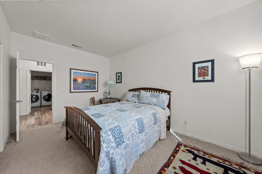 32-web-or-mls-32858-sycamore-canyon-ln