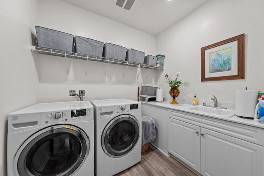 34-web-or-mls-32858-sycamore-canyon-ln