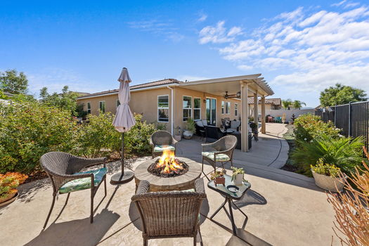 36-web-or-mls-32858-sycamore-canyon-ln