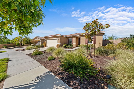 5-web-or-mls-32858-sycamore-canyon-ln