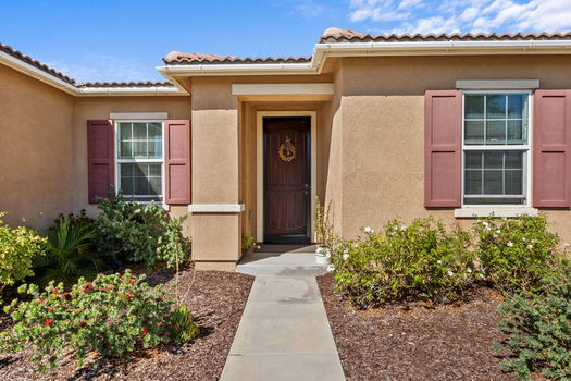 7-web-or-mls-32858-sycamore-canyon-ln