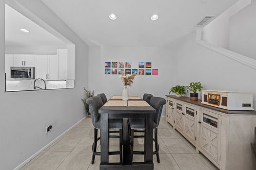 10-web-or-mls-4499-brisbane-way