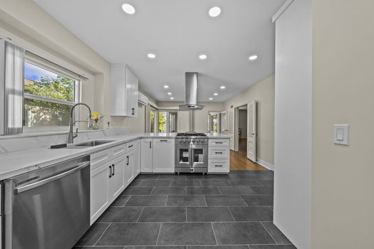 14-web-or-mls-4811-e-alder-dr