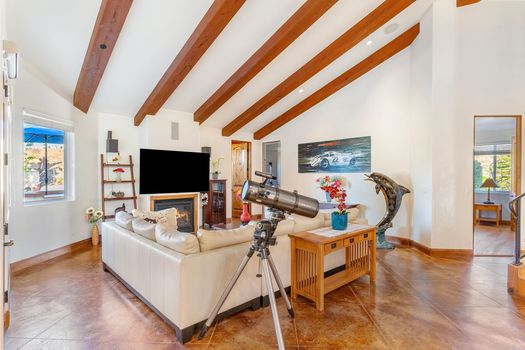 28-A9M-9746 Megan Terrace