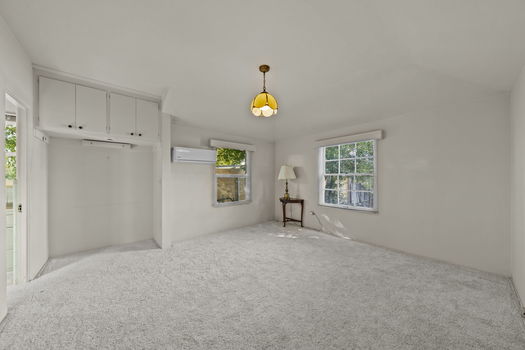 30-web-or-mls-4811-e-alder-dr