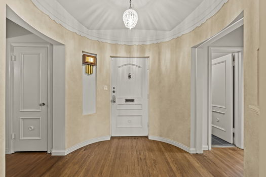 6-web-or-mls-4811-e-alder-dr