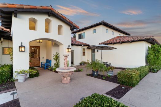 64-A9M-9746 Megan Terrace