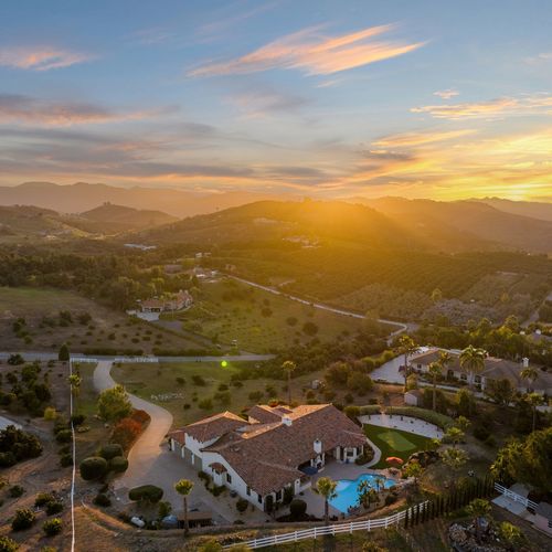 Inside a Private Hilltop Estate in Escondido: Megan Terrace