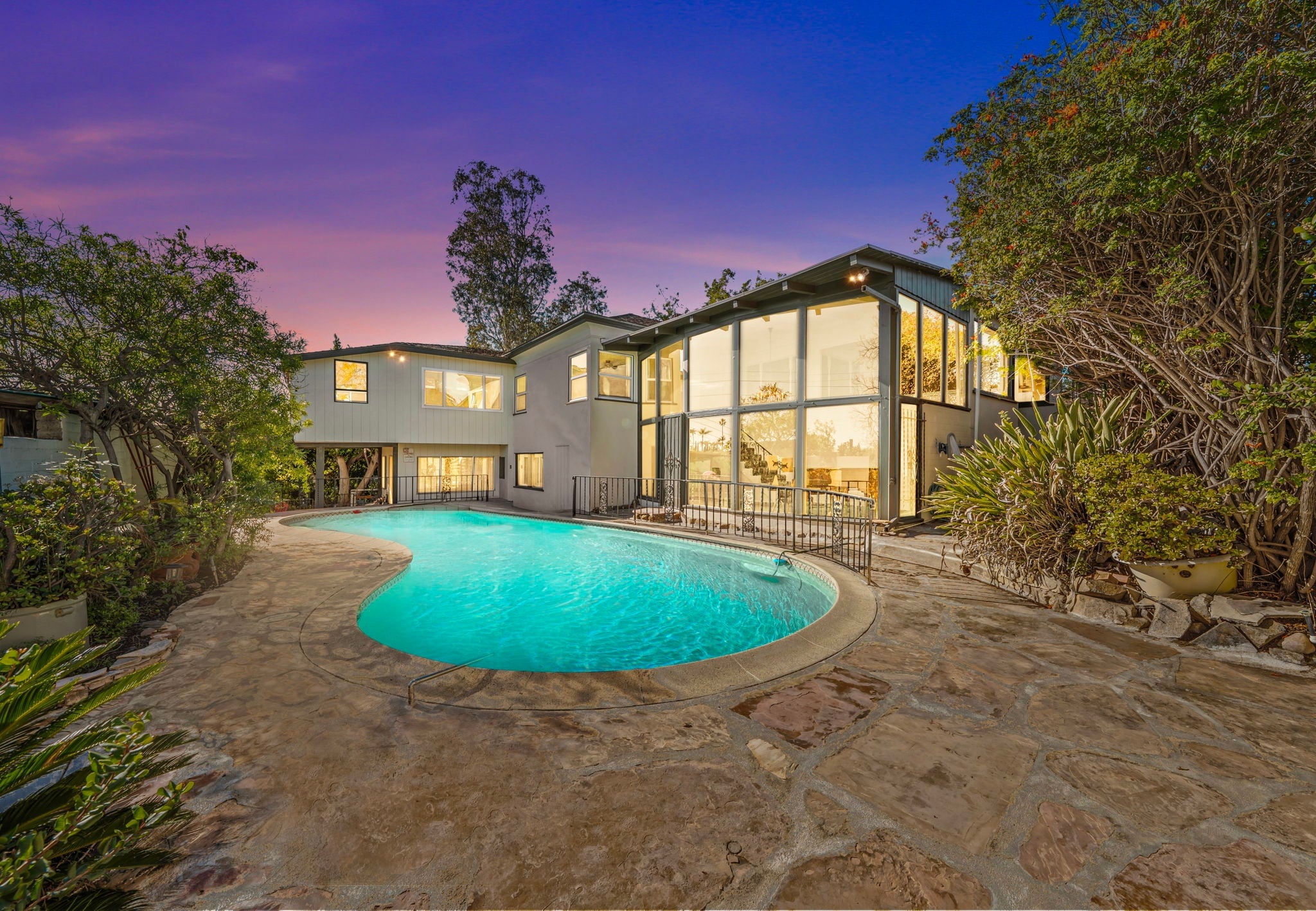 61-web-or-mls-4811-e-alder-dr