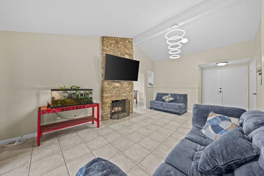 8-web-or-mls-1110-paula-way