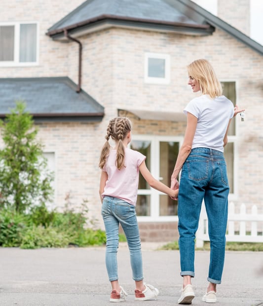 back-view-of-little-daughter-with-mother-holding-h-2023-11-27-05-07-21-utc
