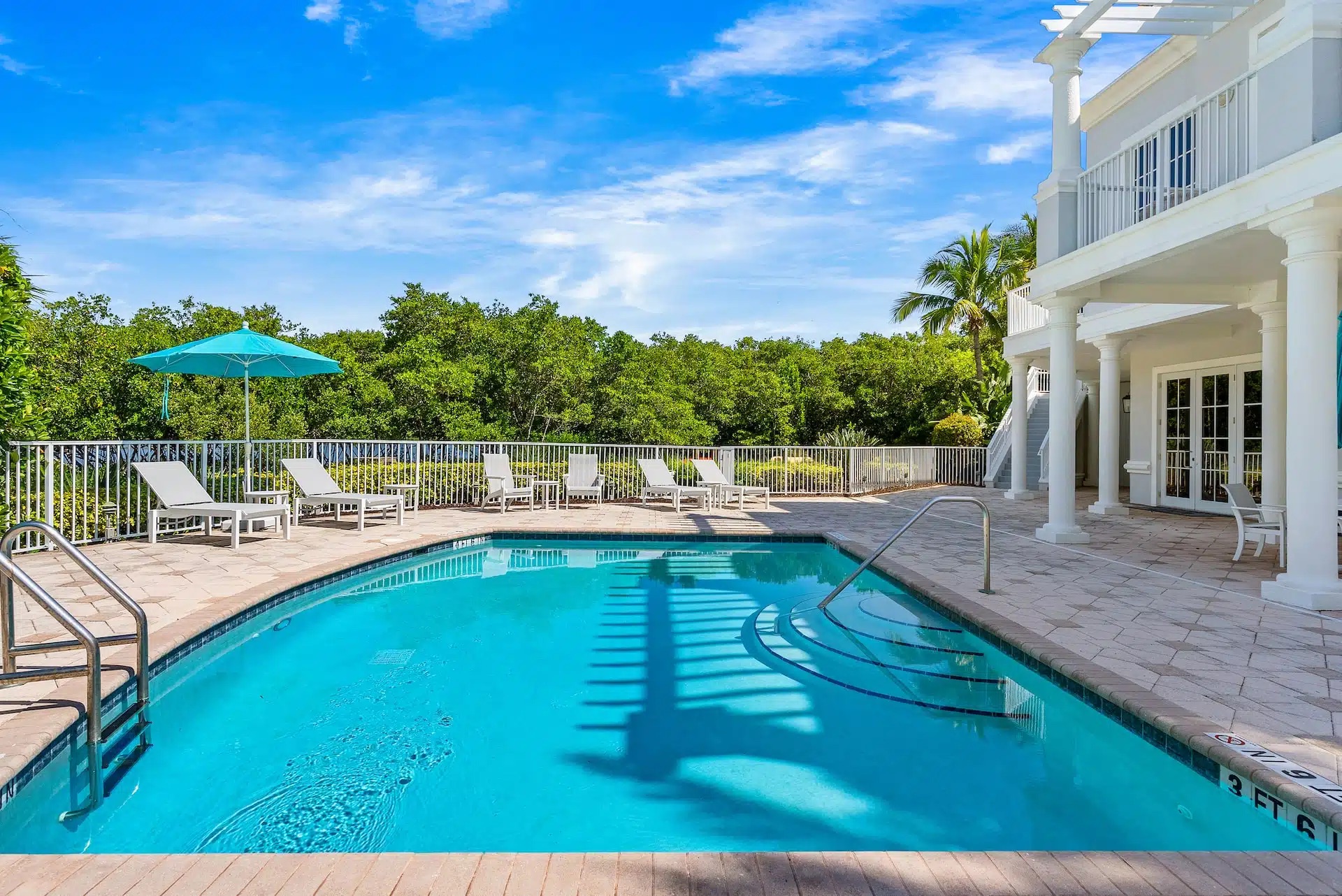 Aerial view of River Club at Carlton in Indian River Shores