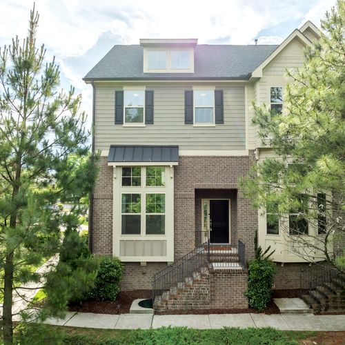 Video Tour: 1 Mile to Downtown Apex