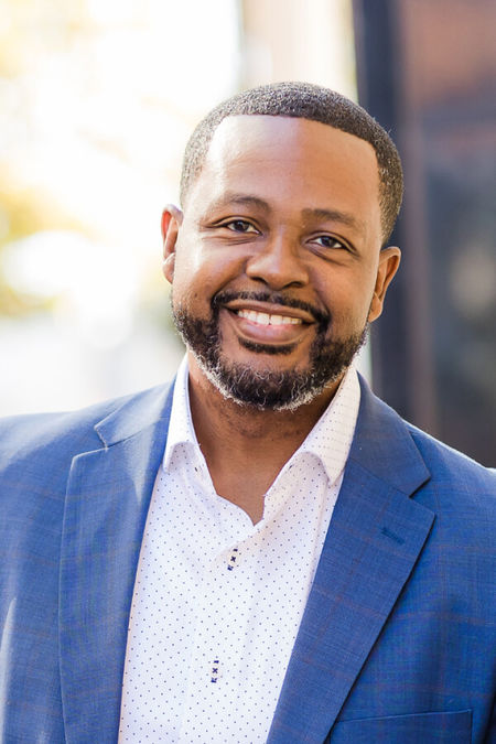 Marcus Bowman - Headshot 1 (1)