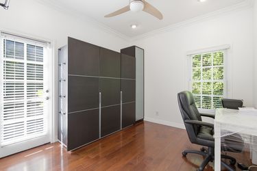 14_855_n_sweetzer_ave_020