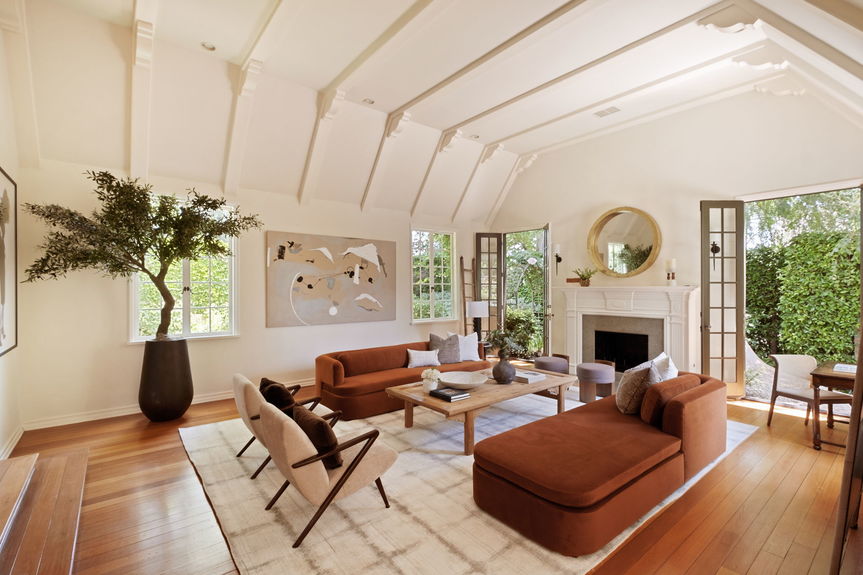 5-web-or-mls-143-s-muirfield-rd