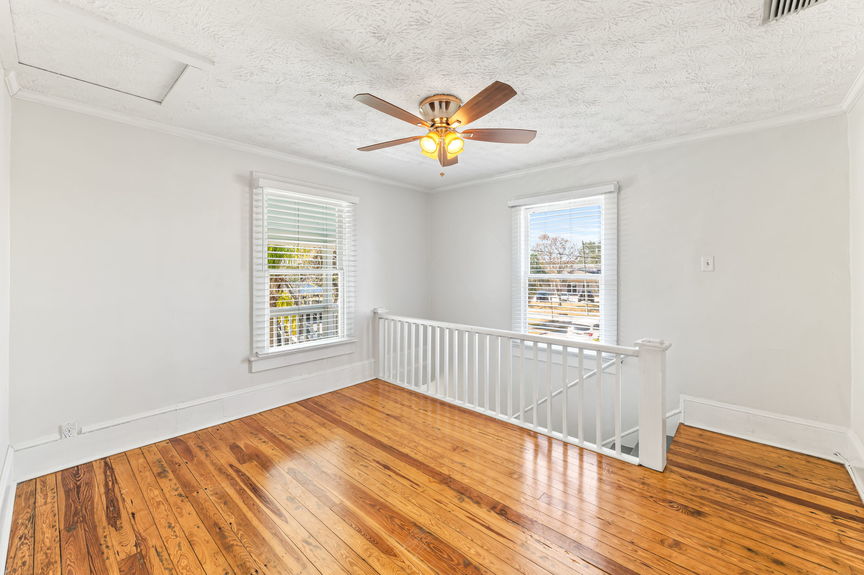 13-web-or-mls-6 Gabriel Street-13