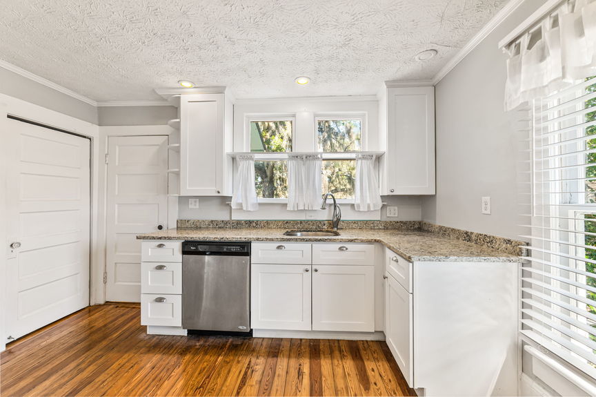 17-web-or-mls-6 Gabriel Street-17