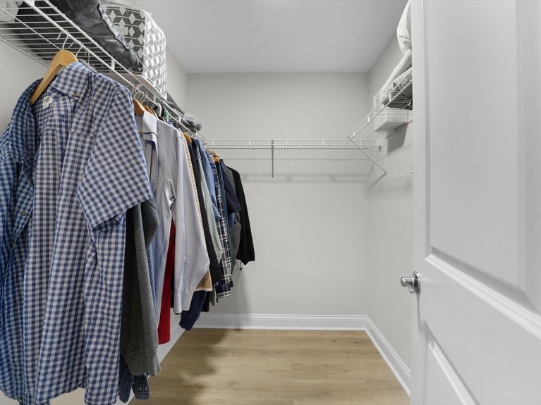 Huge Walk in Closet in primary Bedroom