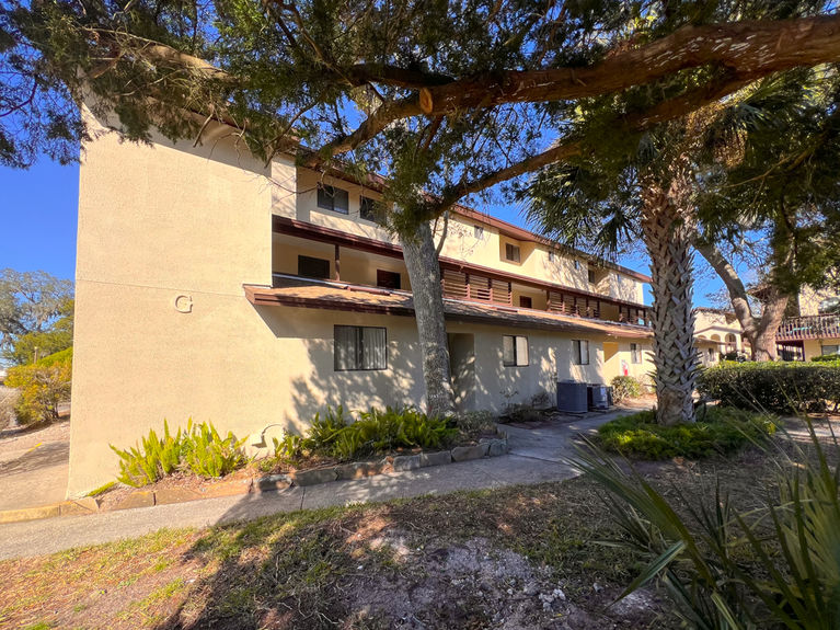 Perfectly located condo offering riverfront tranquility and St. Augustine convenience