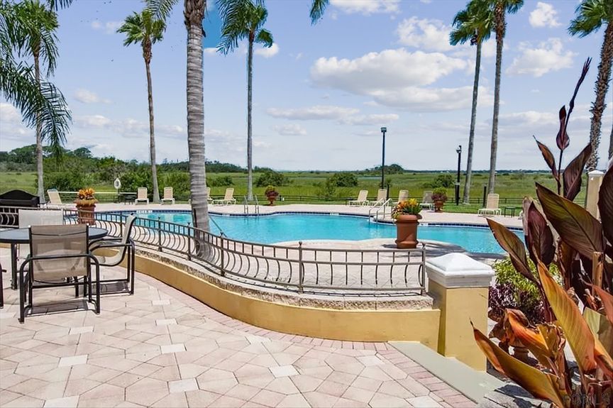 49-c8f434e52a1588e0e12df23cb1b8166c-uncropped_scaled_within_1536_1152