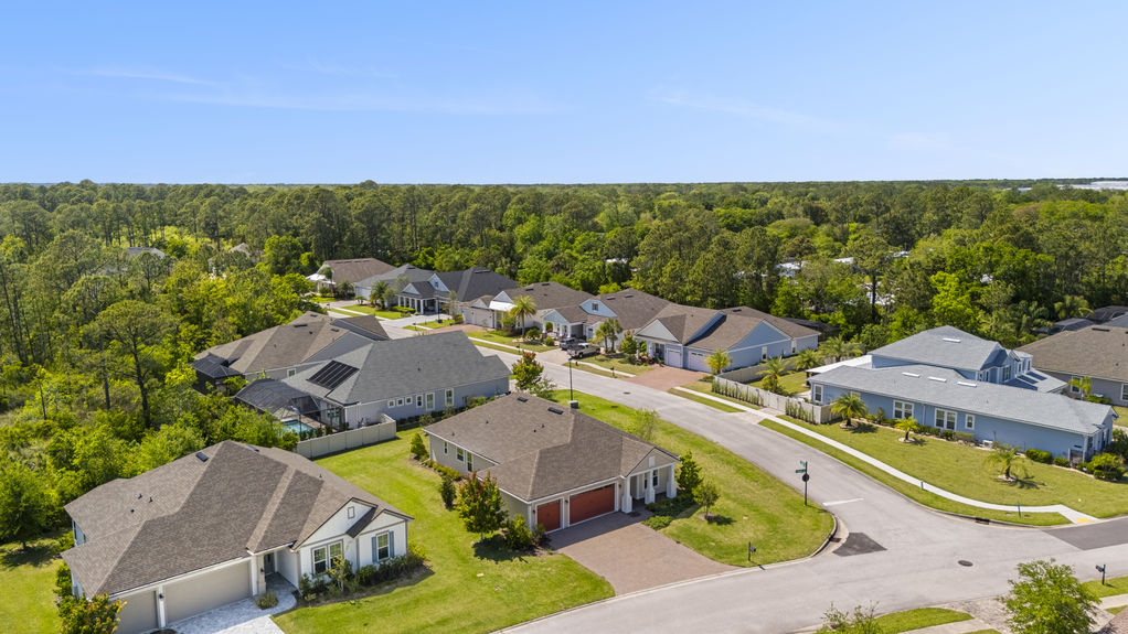 Home on Spacious Corner Lot in Madeira