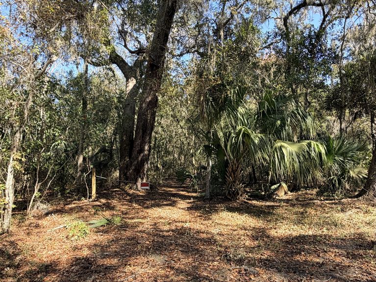 Entrance to 1.32 acres for sale in Ponte Vedra FL