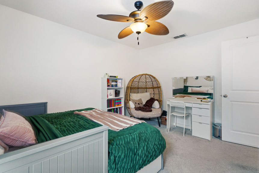 Bedroom (7)