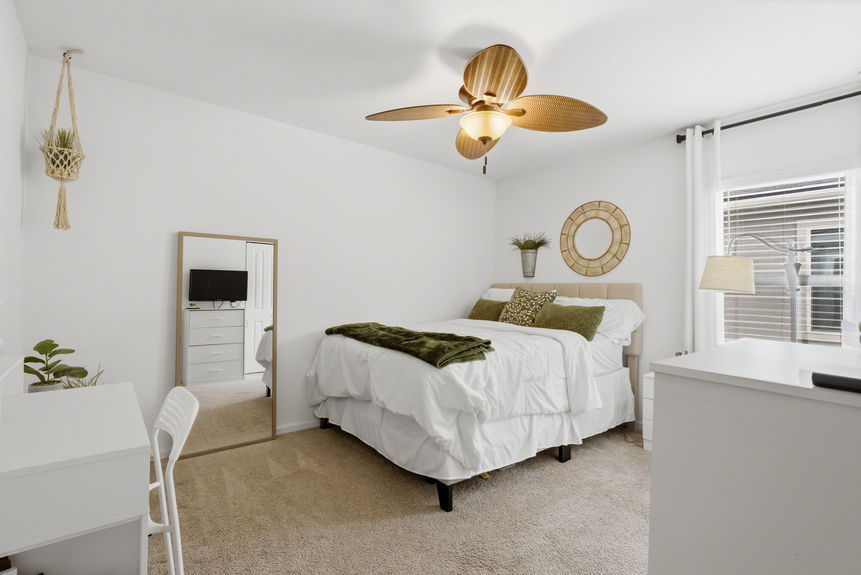 Bedroom (8)