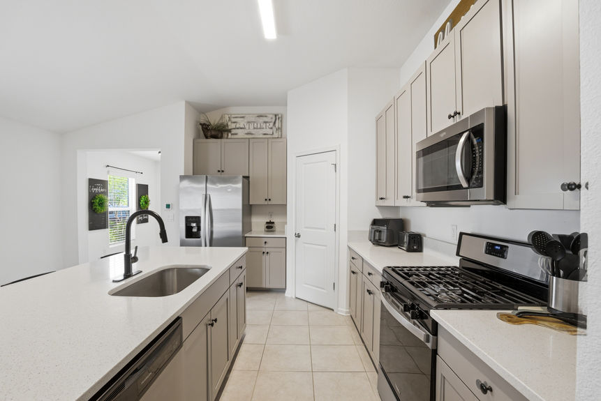 Modern Kitchen with Island | Real Estate 52 Newland Court St. Augustine