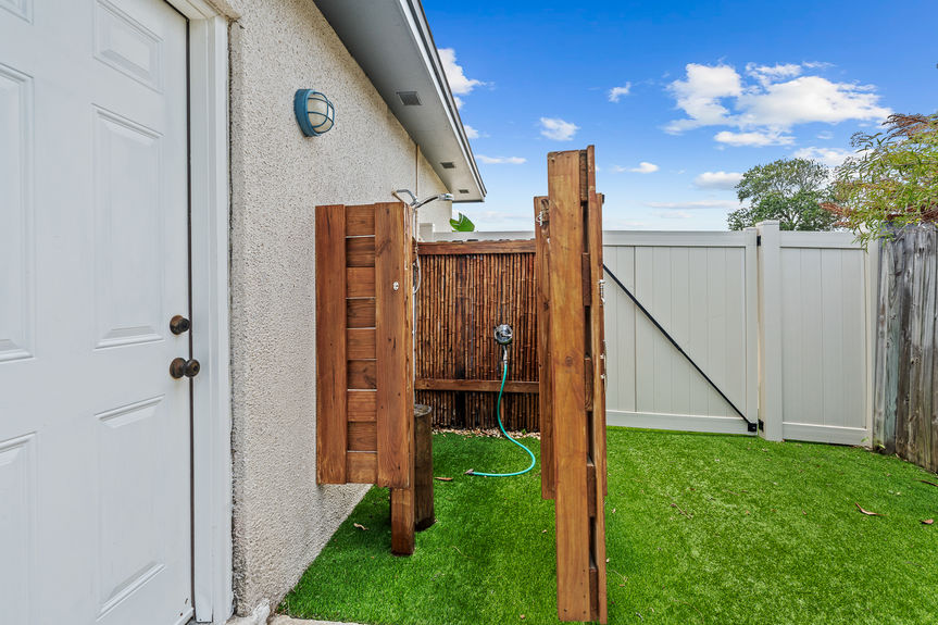 Coastal Outdoor Pool Shower | Ponte Vedra Beach Home
