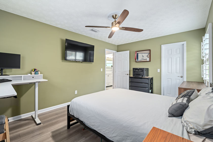 Bedroom (7)
