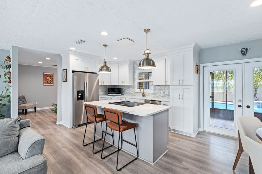 Fully Updated Kitchen with Island | Ponte Vedra Beach, FL