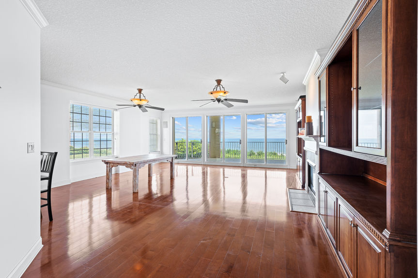 Spacious Oceanfront Living Room in Ponte Vedra FL